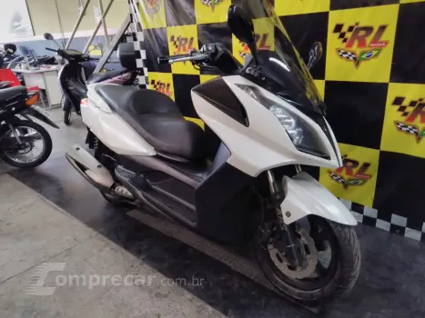 JTZ/DOWNTOWN PEOPLE GT 300I