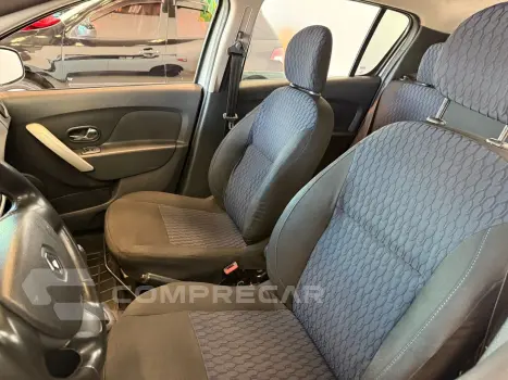 SANDERO 1.0 EXPRESSION 16V FLEX 4P MANUAL