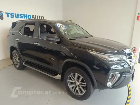 HILUX SW4 2.8 SRX 4X4 7 LUGARES 16V TURBO INTERCOOLER 4P AUT