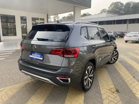 TAOS 1.4 250 TSI TOTAL FLEX HIGHLINE AUTOMÁTICO