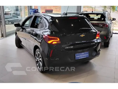 ONIX 1.0 TURBO FLEX PREMIER AUTOMÁTICO