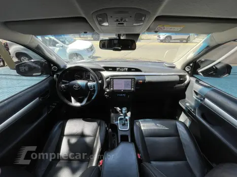 HILUX 2.8 D-4D TURBO DIESEL CD SRX 4X4 AUTOMÁTICO