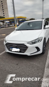 Hyundai ELANTRA 2.0 16V 4 portas