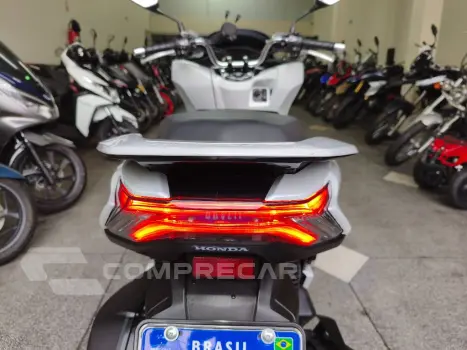 PCX 160