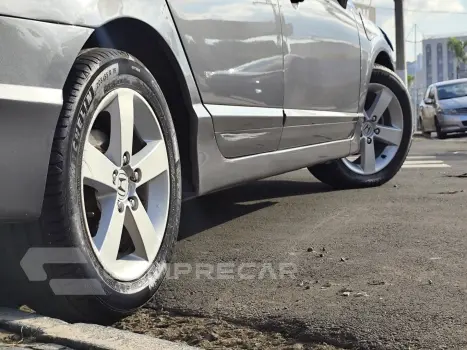 CIVIC 1.8 LXS 16V FLEX 4P AUTOMÁTICO