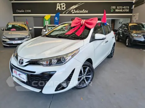 Toyota YARIS HB XLS15 AT 4 portas