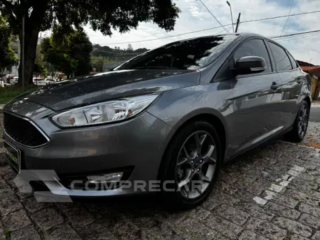 FORD Focus 2.0 16V/SE/SE Plus Flex 5p Aut. 4 portas