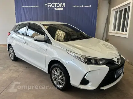 Toyota YARIS 1.5 16V FLEX XS MULTIDRIVE 4 portas