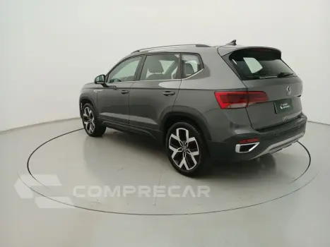 TAOS 1.4 250 TSI TOTAL FLEX HIGHLINE AUTOMÁTICO