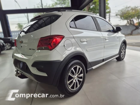 ONIX 1.4 MPFI ACTIV 8V FLEX 4P AUTOMÁTICO