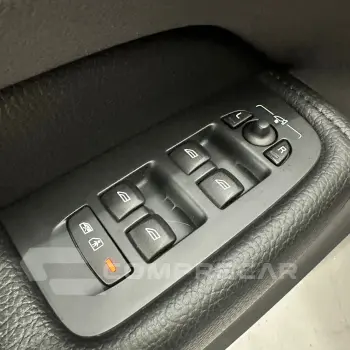 XC 60 T-8 MOMENTUM 2.0 (Híbrido)