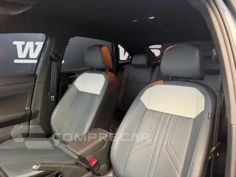 Nivus Highline 1.0 200 TSI Flex Aut.