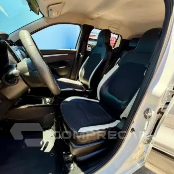 KWID Intense 1.0 Flex 12V 5p Mec.