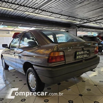 ESCORT 1.8I GL