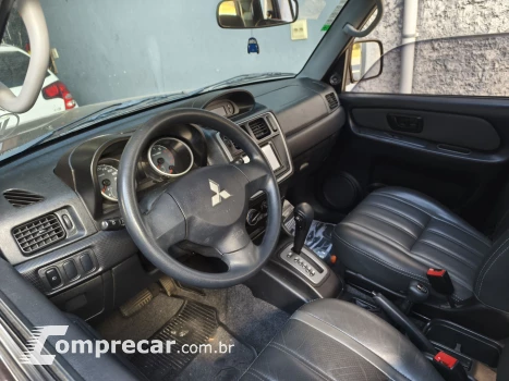 PAJERO TR4 2.0 4X4 16V 140CV FLEX 4P AUTOMÁTICO