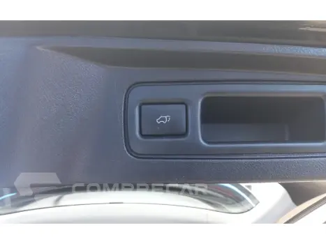 HILUX SW4 2.8 D-4D TURBO DIESEL SRX 7L 4X4 AUTOMÁTICO