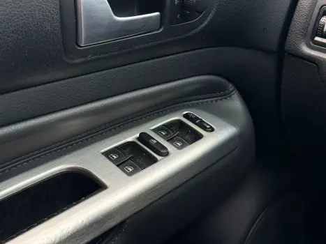 GOLF 2.0 MI Black Edition 8V