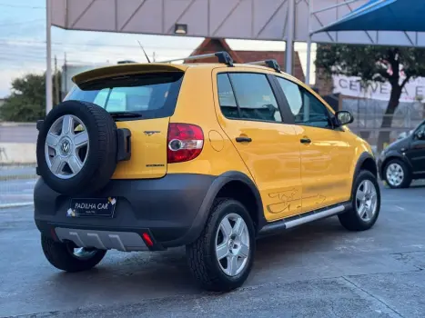 Crossfox 1.6 MI FLEX 8V 4P MANUAL