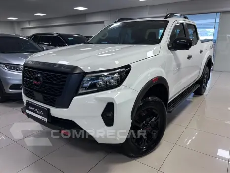 NISSAN FRONTIER 2.3 16V TURBO DIESEL PRO4X CD 4X4 AUTOMÁ 4 portas