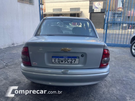 CLASSIC 1.0 MPFI Sedan 8V