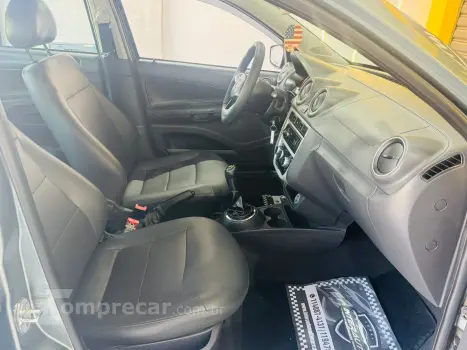 VOYAGE 1.0 12V MPI Totalflex