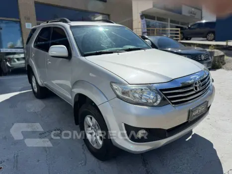 Hilux SW4 SR 4x2 2.7/2.7 Flex 16V Mec.