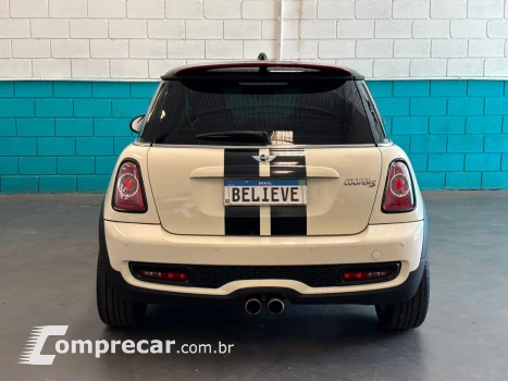 COOPER 1.6 S 16V TURBO GASOLINA 2P AUTOMÁTICO