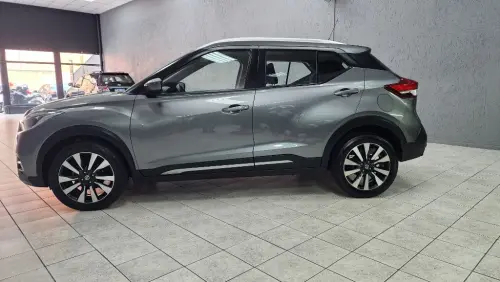 KICKS SV 1.6 16V FlexStar 5p Aut.