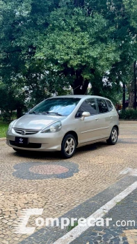 Honda FIT 1.4 LX 16V 4 portas