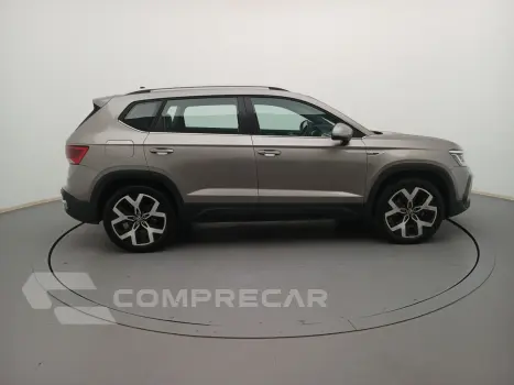 TAOS 1.4 250 TSI TOTAL FLEX HIGHLINE AUTOMÁTICO