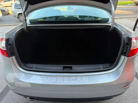 FLUENCE Sed. Dynamique 2.0 16V FLEX Mec.