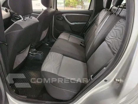 Duster 1.6 16V 4P FLEX TECH ROAD