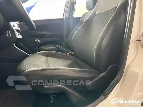 VOYAGE 1.0 12V MPI TOTALFLEX 4P MANUAL
