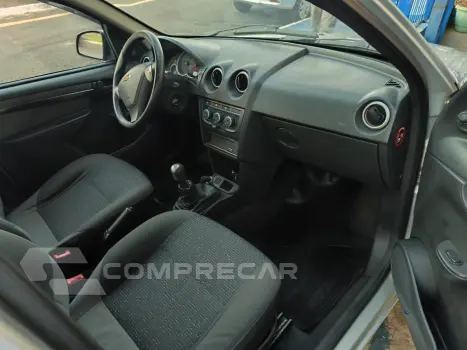 CELTA 1.0 MPFI LT 8V