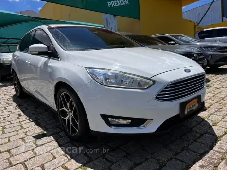 FOCUS 2.0 Titanium Fastback 16V