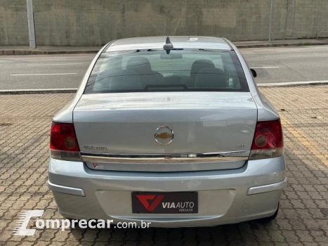 VECTRA SEDAN - 2.0 MPFI ELEGANCE 8V 4P MANUAL