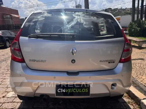 SANDERO Authentique Hi-Flex 1.0 16V 5p