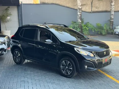 PEUGEOT 2008 1.6 16V Allure 4 portas