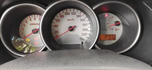 LIVINA 1.6 SL X-gear 16V