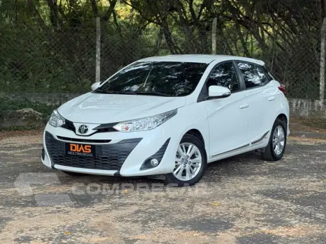 Toyota YARIS 1.3 16V FLEX XL PLUS TECH MULTIDRIVE 4 portas