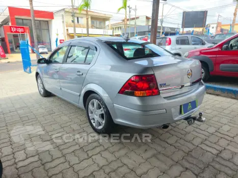 Vectra Sedan 2.0 4P FLEX ELEGANCE