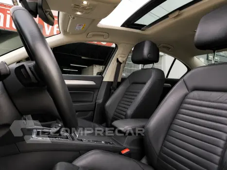Passat Highline 2.0 TSI 220cv