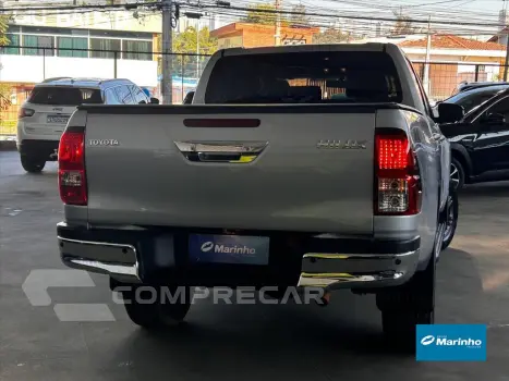HILUX 2.8 D-4D TURBO DIESEL CD SR 4X4 AUTOMÁTICO
