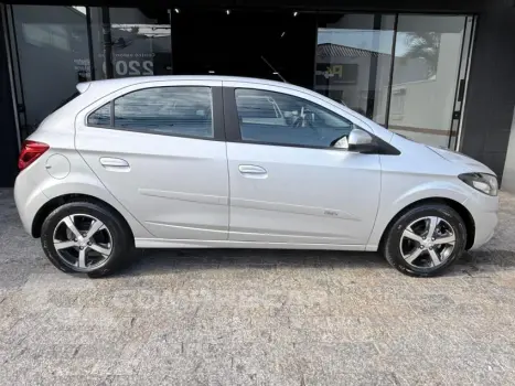 ONIX 1.4 MPFI LTZ 8V