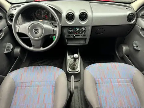 CELTA 1.0 MPFI Life 8V