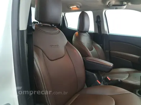 Toro 1.8 16V Evo Flex Freedom At6