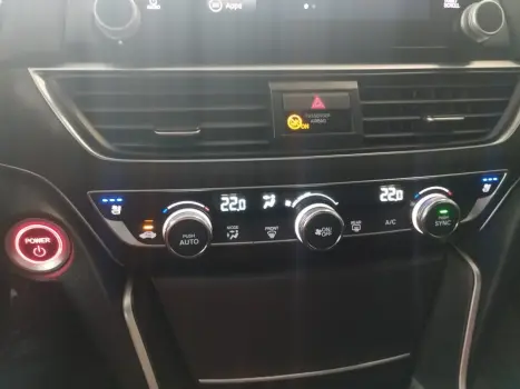 ACCORD 2.0 E:hev Touring E-