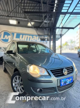 POLO SEDAN 1.6 MI 8V