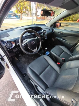 Etios Sedan 1.5 16V 4P FLEX XLS