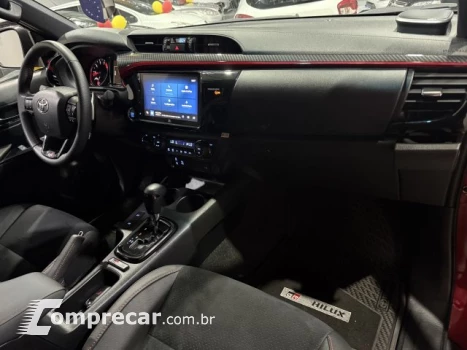 HILUX - 2.8 D-4D TURBO CD GR-S 4X4 AUTOMÁTICO